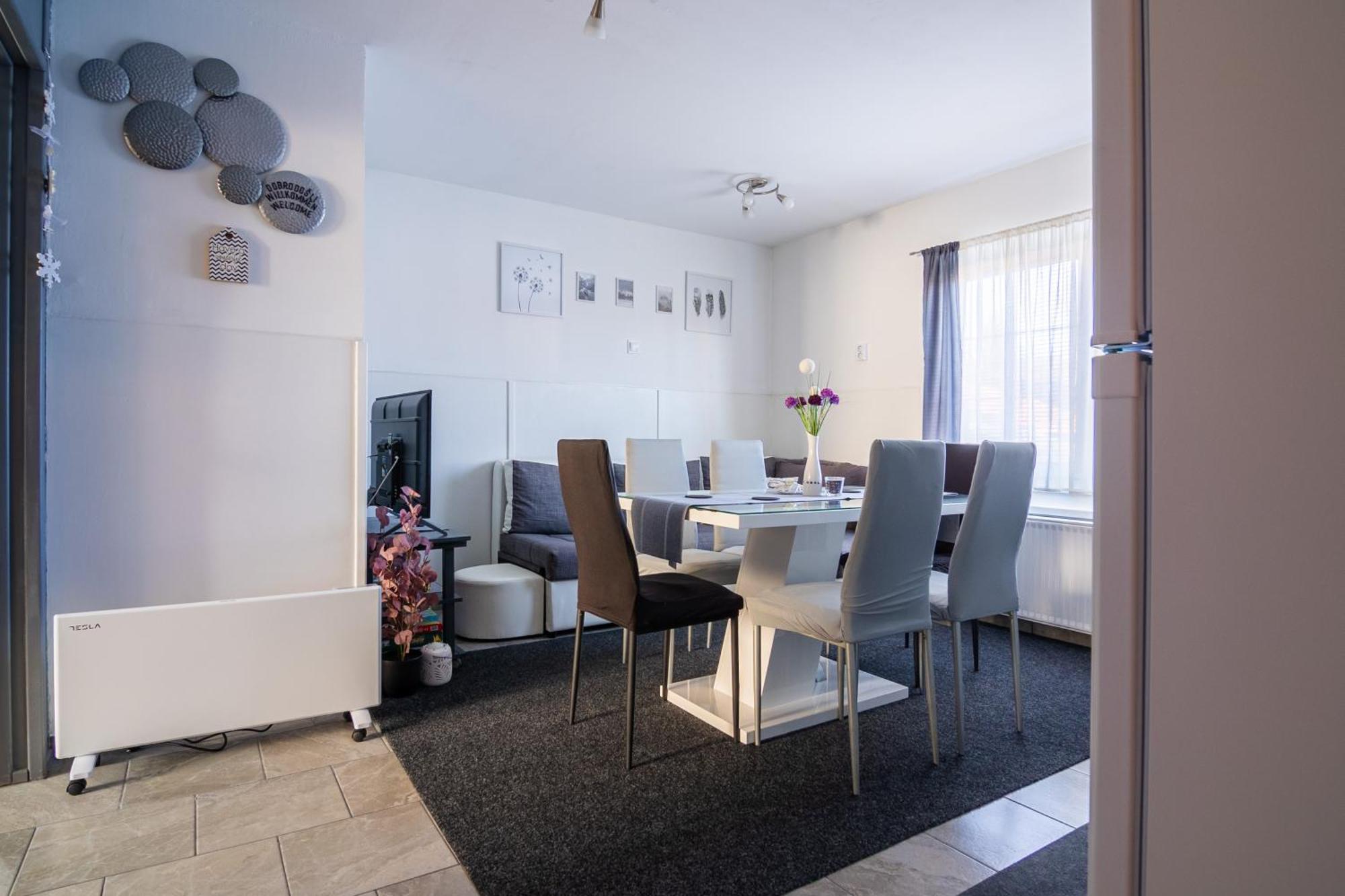 Apartma Ella Lovrenc na Pohorju Extérieur photo